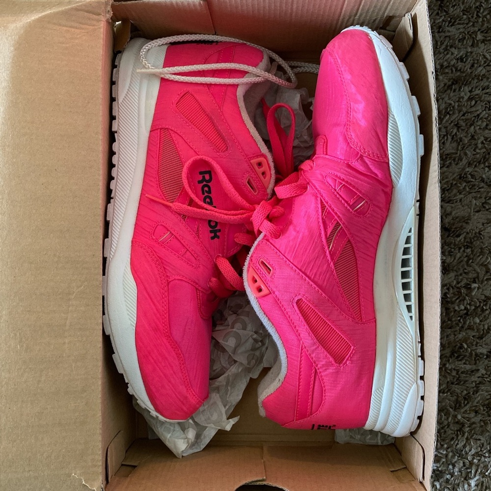 Reebok Ventilator x Kendrick Lamar - Pink